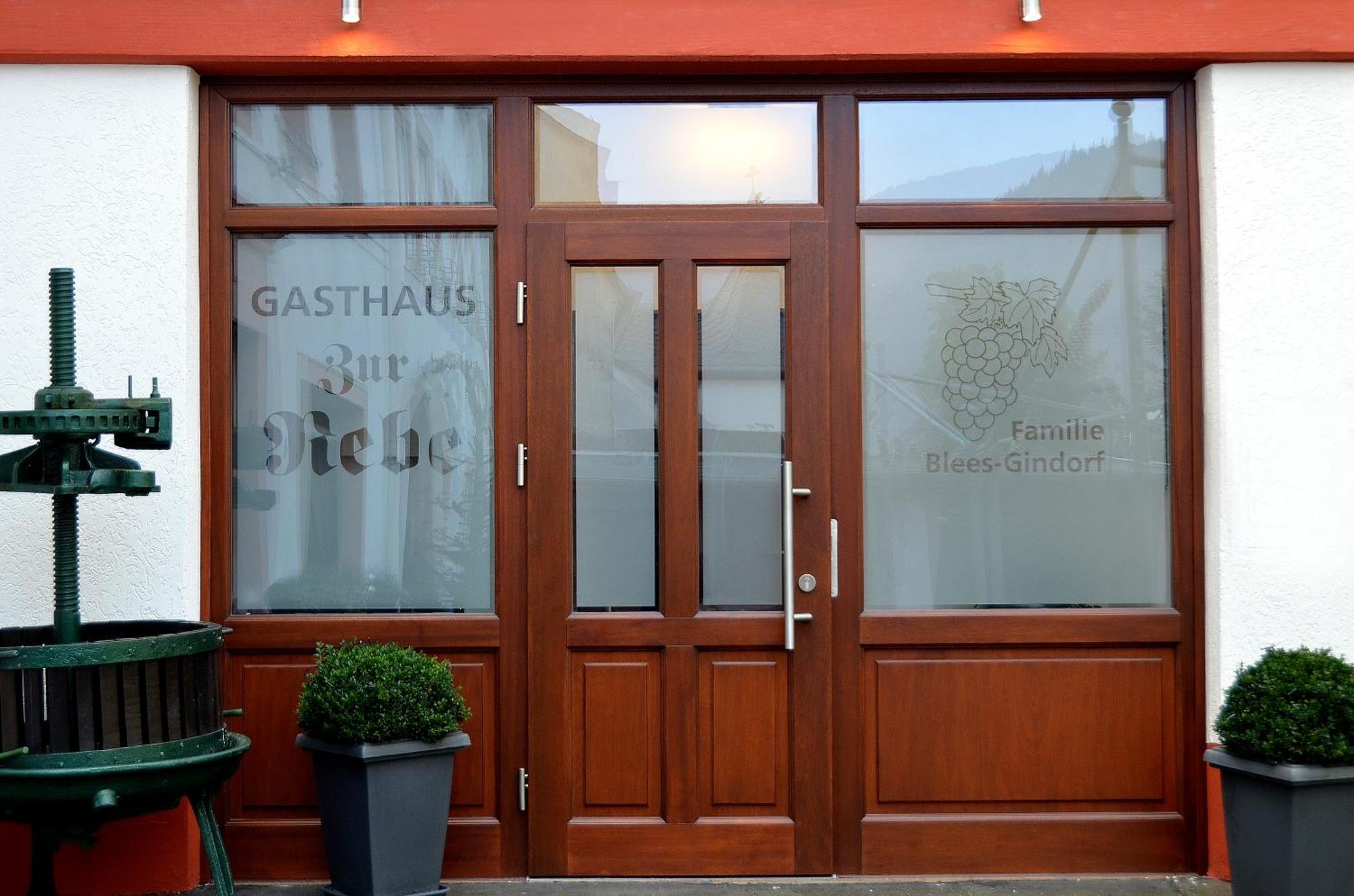 Gasthaus Zur Rebe Мерінґ Екстер'єр фото